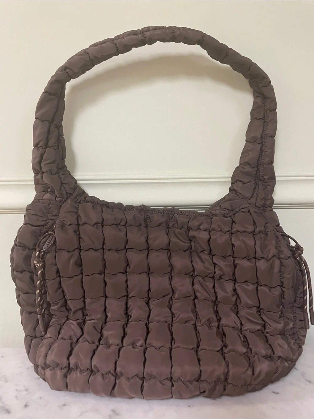 Urban Expressions Tamsin Quilted Puffer Hobo Bag